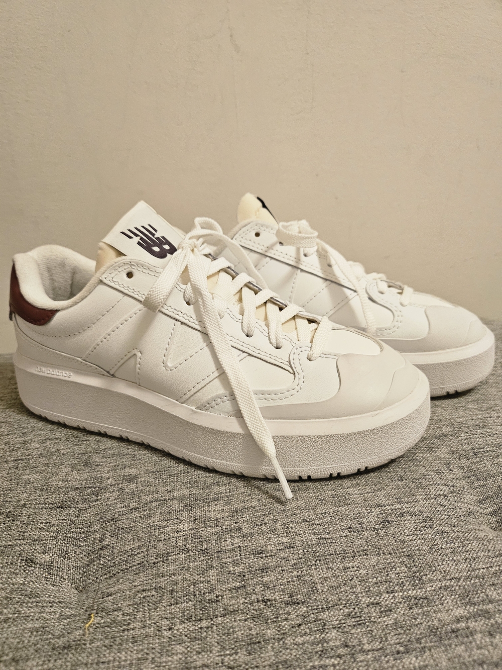 New Balance - Unisex CT302